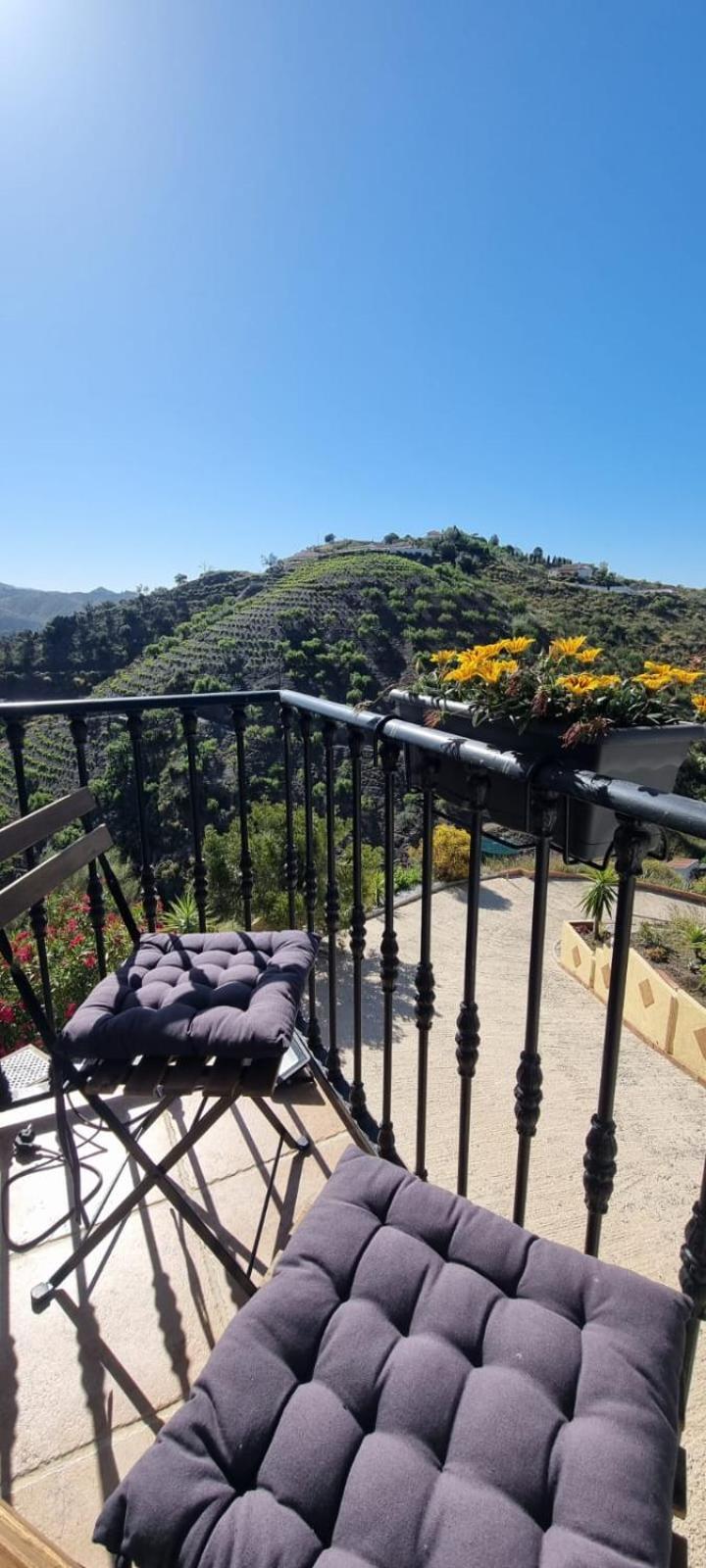 La Vista Vinuela Bed & Breakfast Luaran gambar