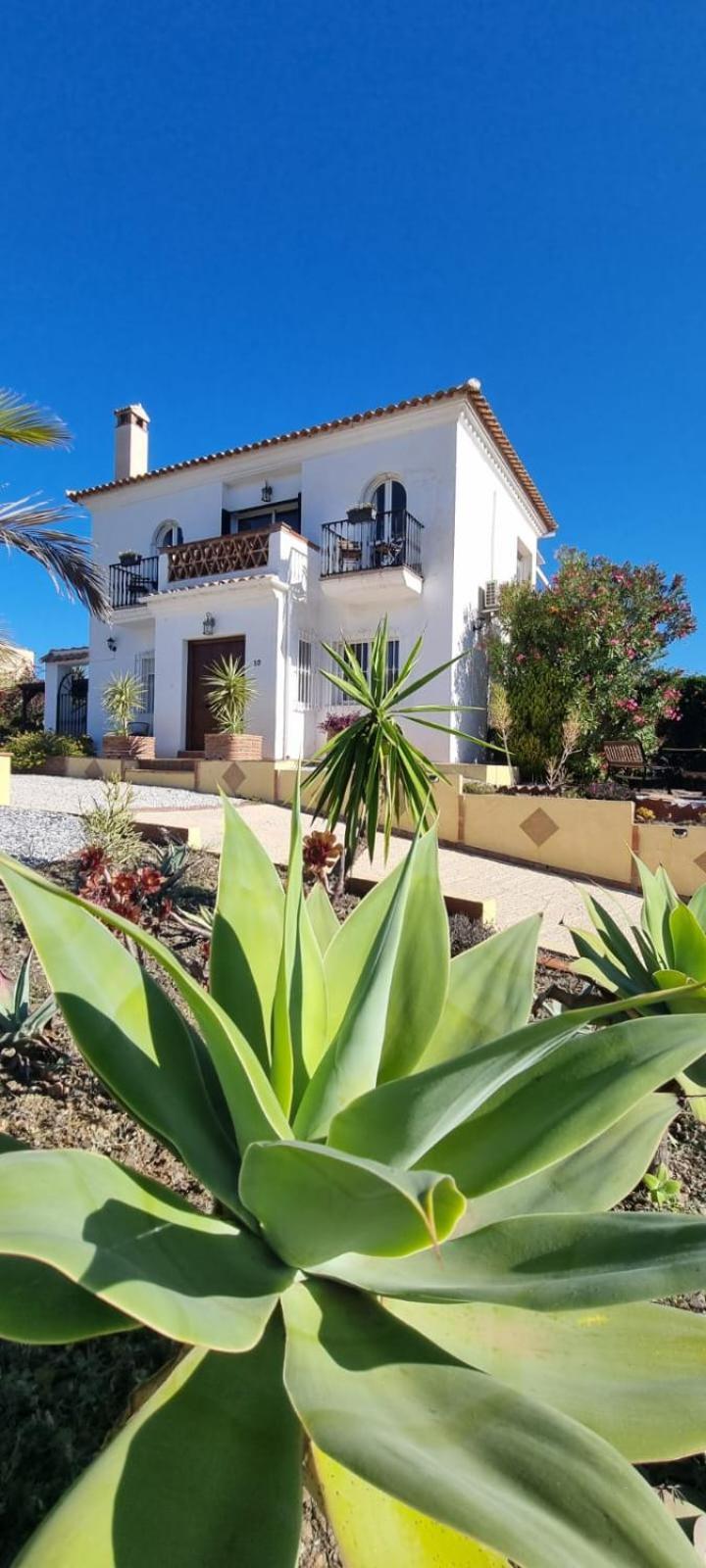 La Vista Vinuela Bed & Breakfast Luaran gambar